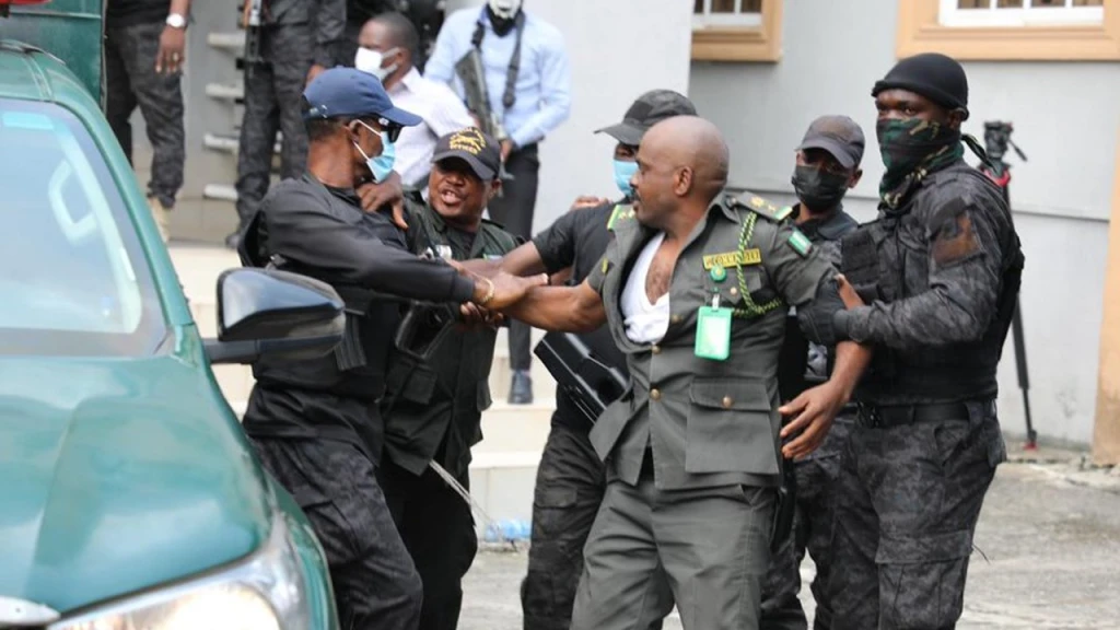 PUBLIC DISPLAY OF UNPROFFESSIONALISM/TUSSLE BETWEEN DEPARTMENT OF STATE SERVICES (DSS) AND NIGERIAN CORRECTIONAL SERVICE (NCoS): A CALL FOR ACCOUNTABILITY